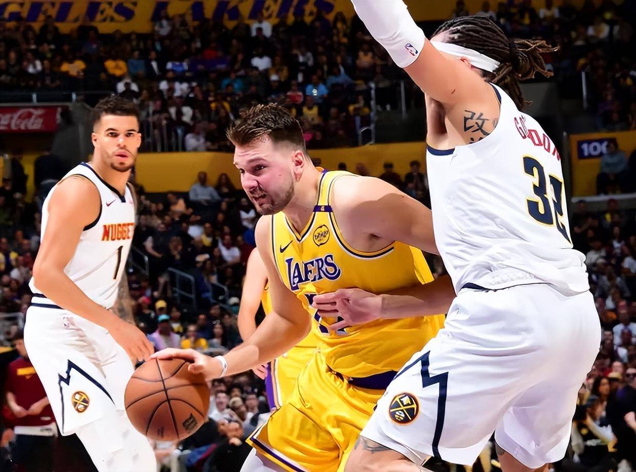 东契奇狂砍狂砍50分分，引发争议迎来新赛季高光！