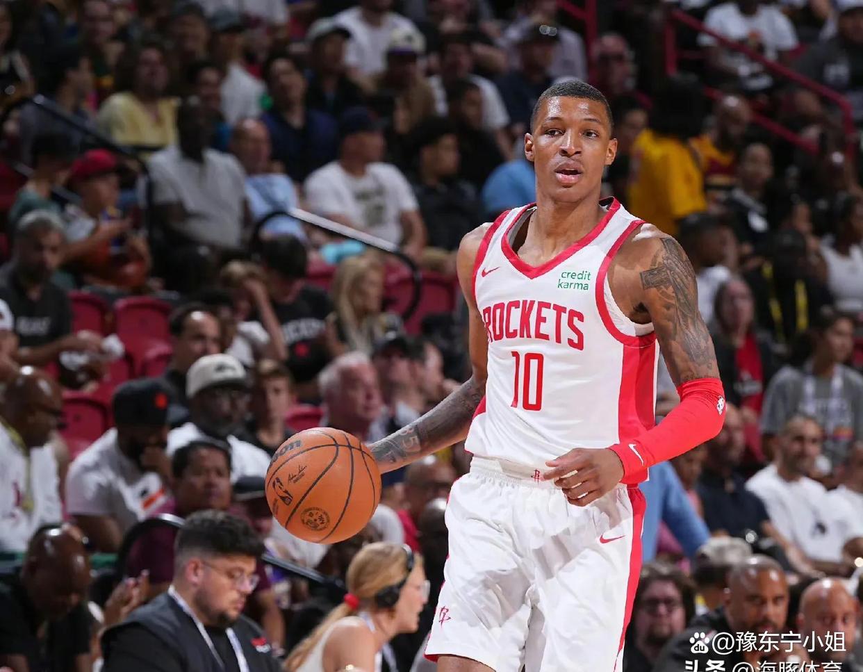 格林三巨头联手，魔术得分突破，绝杀战胜冲击季后赛！的简单介绍