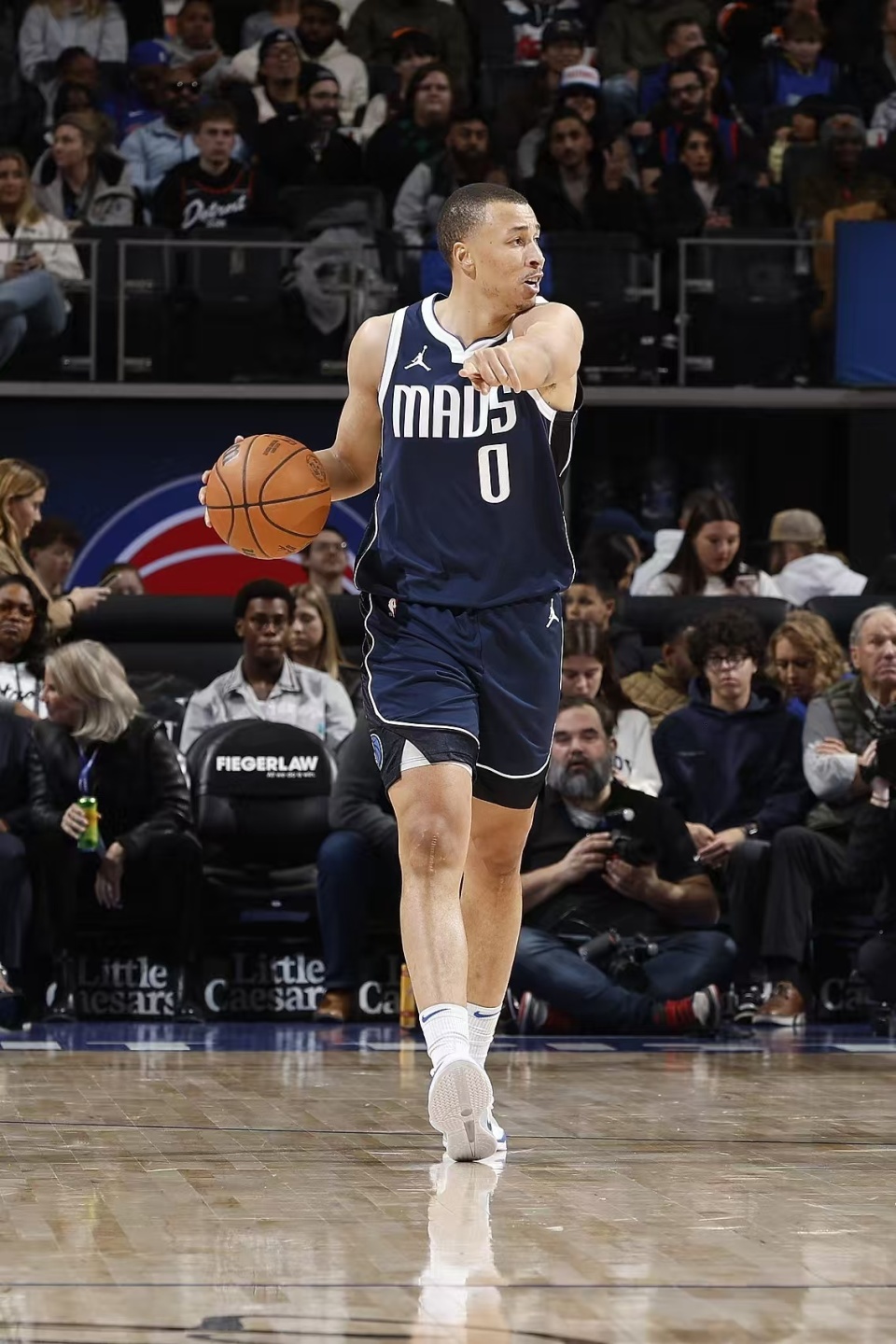 独行侠爆发新星，关键时刻神级表现刷新纪录，西亚卡姆球队迎来希望！