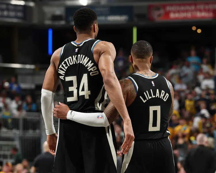 西亚卡姆险胜字母哥，快船关键表现点燃全场！