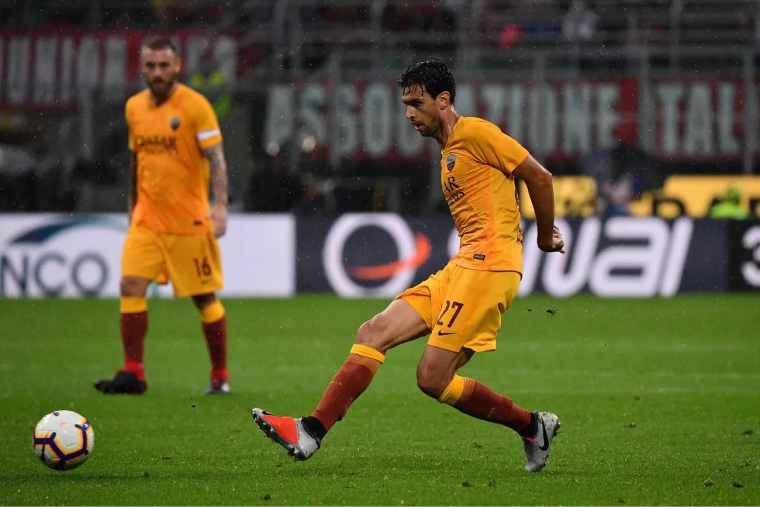 世锦赛首回合激情夜!梅德韦杰夫里突外投,罗马绝杀新疆男篮 世锦赛首回合激情夜!梅德韦杰夫里突外投,罗马绝杀新疆男篮